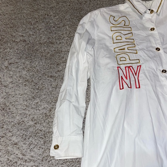 SK Wear white long sleeve shirt with gold buttons and designs size medium - Picture 7 of 9